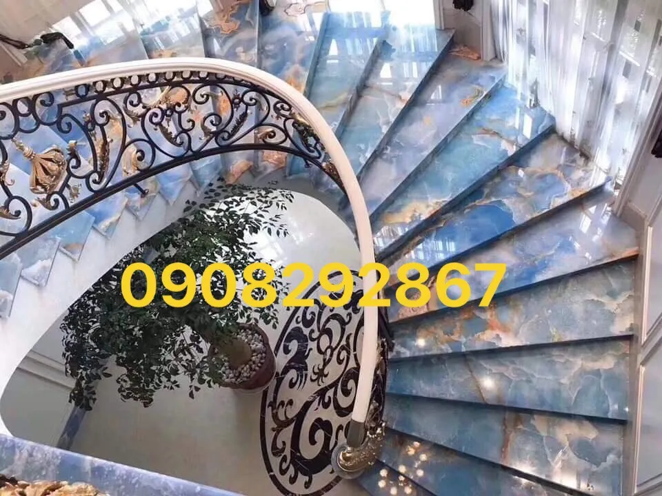 Đá Hoa Cương Ốp Cầu Thang