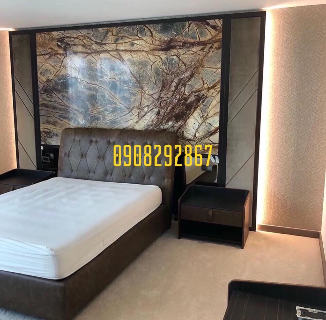 Đá Hoa Cương Ốp Vách