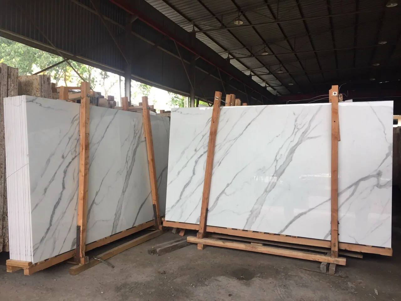 Đá Trắng Sứ Caracasta